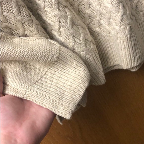 NWT Cream Sweater - Picture 9 of 10